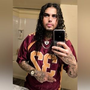 Meet your Posher, Juan